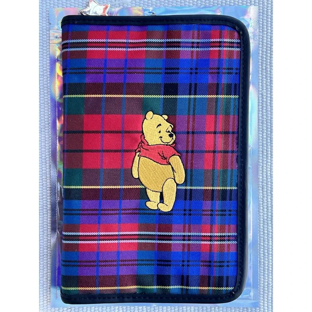 1997Disney Store Winnie The Pooh embroidered ￼laid Zip Planer Organizer Vintage